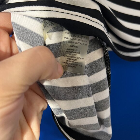 NWT Plus size Calvin Klein Striped Blouse - Picture 4 of 4